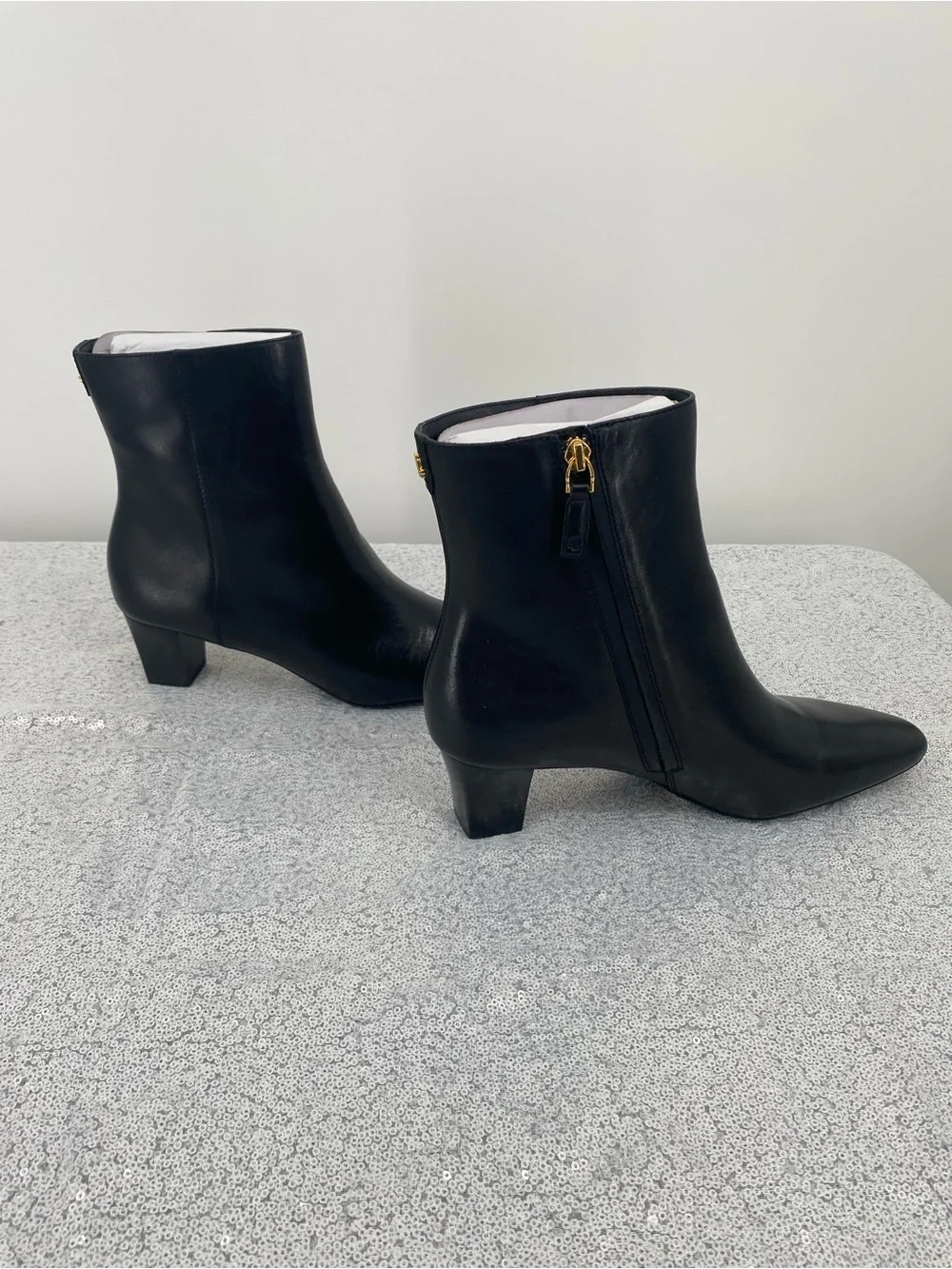 Lauren Ralph Lauren Willa Burnished Leather Booties. Ankle Boot size 9